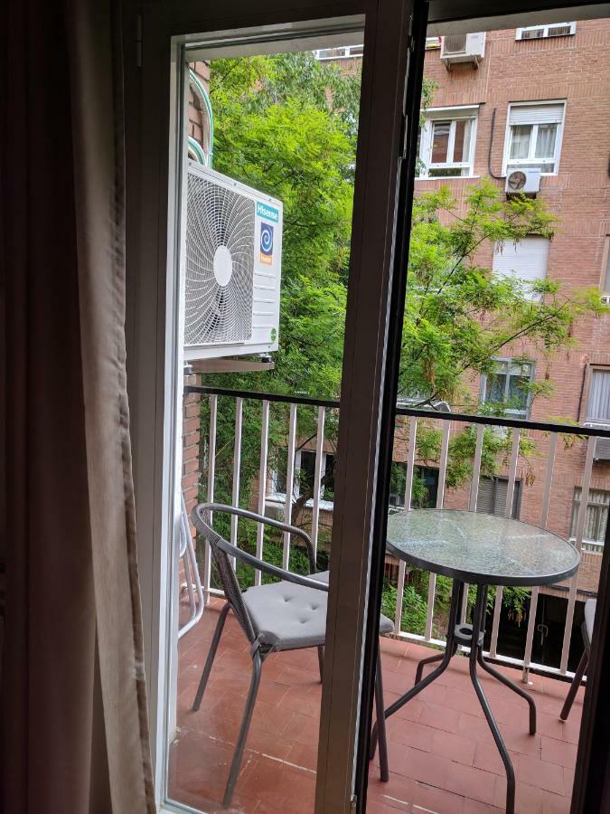 Gran Apartamento Cerca De Atocha Apartment Madrid Exterior photo